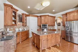 1803 Verdi Ln, Sherman, TX 75090 - Photo 9