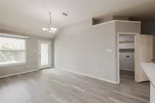 12422 Daimler Dr, Frisco, TX 75033 - Photo 11