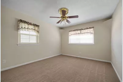 501 Simmons Drive, Euless, TX 76040 - Photo 9