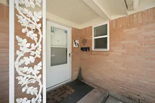 501 Simmons Dr, Euless, TX 76040 - Photo 5