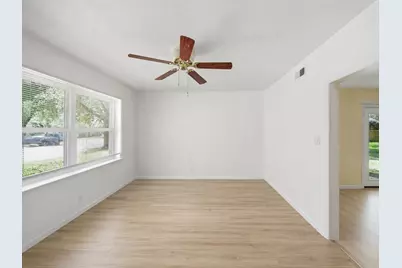 501 Simmons Drive, Euless, TX 76040 - Photo 11