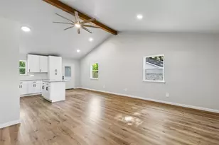 902 Melanie Ln, Keene, TX 76059 - Photo 11