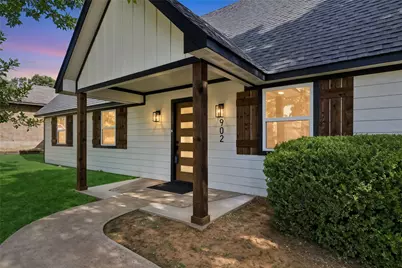 902 Melanie Lane, Keene, TX 76059 - Photo 3