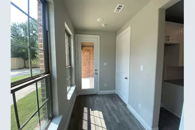 801 Ponds Edge Lane, Euless, TX 76040 - Photo 11