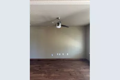 10910 Shady Oaks Drive, Runaway Bay, TX 76426 - Photo 5