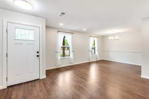 1318 E Windsor Dr, Denton, TX 76209 - Photo 3