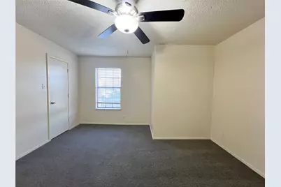 929 W Hickory Street #A14, Denton, TX 76201 - Photo 9