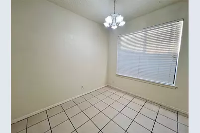 929 W Hickory Street #A14, Denton, TX 76201 - Photo 5