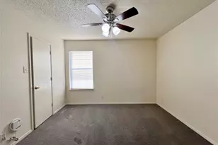929 W Hickory St, Denton, TX 76201 - Photo 7