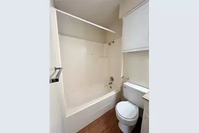 929 W Hickory Street #A14, Denton, TX 76201 - Photo 11