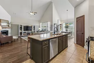906 Baldcypress Dr, Fate, TX 75087 - Photo 5