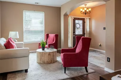 419 Kingfisher Lane, Arlington, TX 76002 - Photo 3