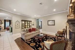 8945 Kingston Ct, North Richland Hills, TX 76182 - Photo 13