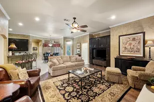 8945 Kingston Ct, North Richland Hills, TX 76182 - Photo 11