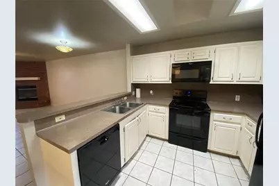 3241 Lexington Drive, Tyler, TX 75701 - Photo 9