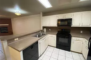3241 Lexington Dr, Tyler, TX 75701 - Photo 9