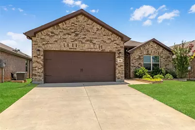 706 Presidio Street, Aubrey, TX 76227 - Photo 5