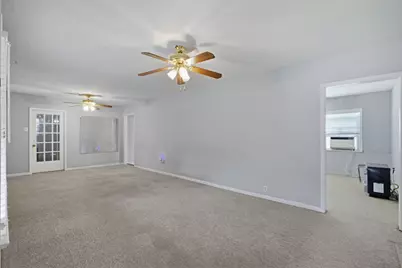 1625 Meadowbrook Drive, Garland, TX 75042 - Photo 5
