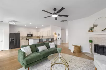 7812 Tanbark Lane, Arlington, TX 76001 - Photo 9