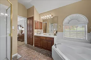 8820 St Annes Ct, Fort Worth, TX 76179 - Photo 19