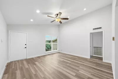 11410 Park Central Place #C, Dallas, TX 75230 - Photo 13