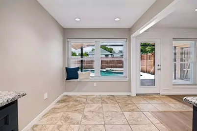 1318 Newport Drive, Carrollton, TX 75006 - Photo 11