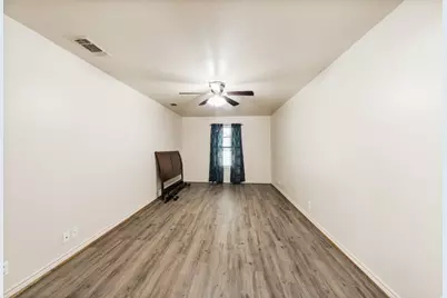 907 N Lamb Street, Bowie, TX 76230 - Photo 13