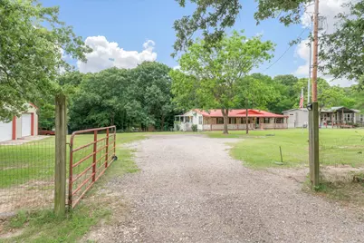 9556 County Road 2400, Quinlan, TX 75474 - Photo 3