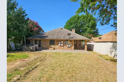 5817 Fox Hunt Drive, Arlington, TX 76017 - Photo 3