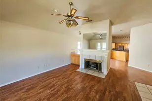 5817 Fox Hunt Dr, Arlington, TX 76017 - Photo 9