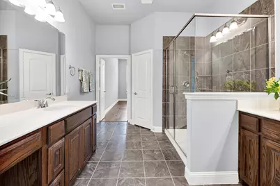 4666 Dozier Road #B, Carrollton, TX 75010 - Photo 25