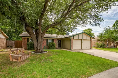 6528 High Meadow Court, Watauga, TX 76148 - Photo 13