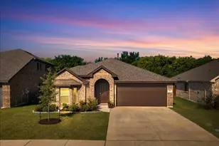 317 Rock Sparrow Ln, Alvarado, TX 76009 - Photo 5