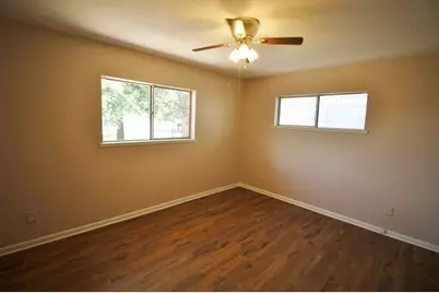 821 Rea Avenue, Lancaster, TX 75146 - Photo 19