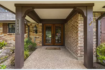 3805 Hollow Creek Road, Benbrook, TX 76116 - Photo 5