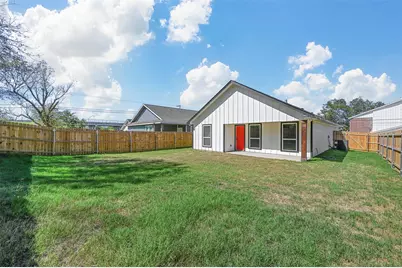 2307 Mill Street, Greenville, TX 75401 - Photo 19