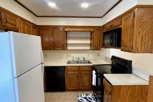 1915 S 10th, Waco, TX 76706 - Photo 3
