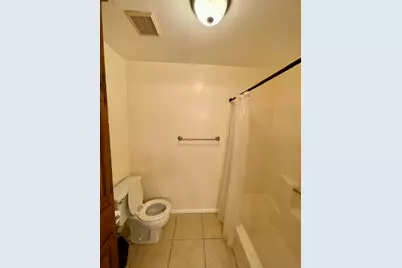 1915 S 10th #110, Waco, TX 76706 - Photo 5