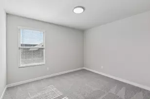 869 Rockcloud Dr, Fort Worth, TX 76052 - Photo 31