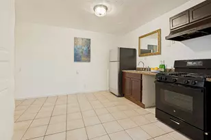 403 N Britain Rd, Irving, TX 75061 - Photo 9