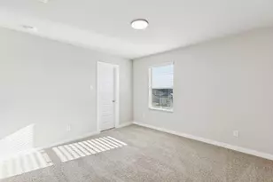 881 Rockcloud Dr, Fort Worth, TX 76052 - Photo 29