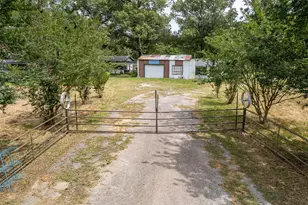 895 Vz Cr 4917, Ben Wheeler, TX 75754 - Photo 7