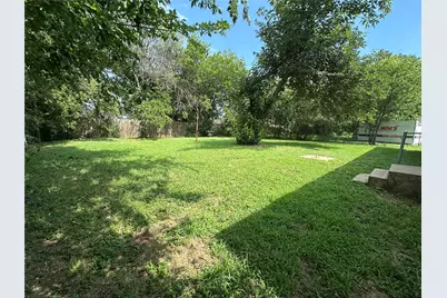 1915 Leslie Street, Denton, TX 76205 - Photo 19