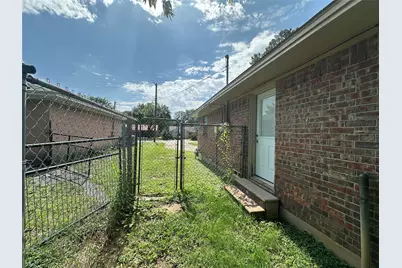 1915 Leslie Street, Denton, TX 76205 - Photo 21