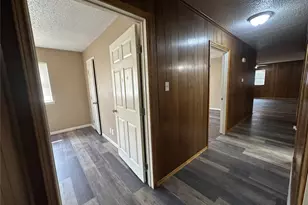 1915 Leslie St, Denton, TX 76205 - Photo 17