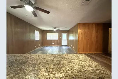 1915 Leslie Street, Denton, TX 76205 - Photo 7