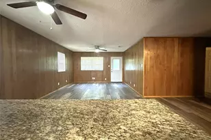 1915 Leslie St, Denton, TX 76205 - Photo 7