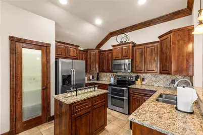 1326 Briar Cliff Path, Abilene, TX 79602 - Photo 35