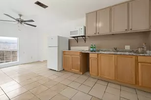403 N Britain Rd, Irving, TX 75061 - Photo 5