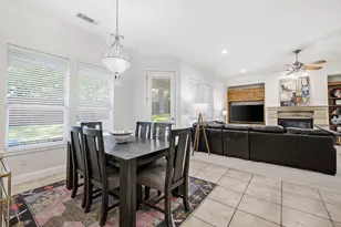710 Knott Ct, Euless, TX 76039 - Photo 11